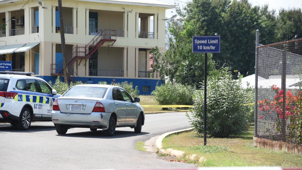 Jamaica Gleaner on Twitter "NOW Police investigators are now at the