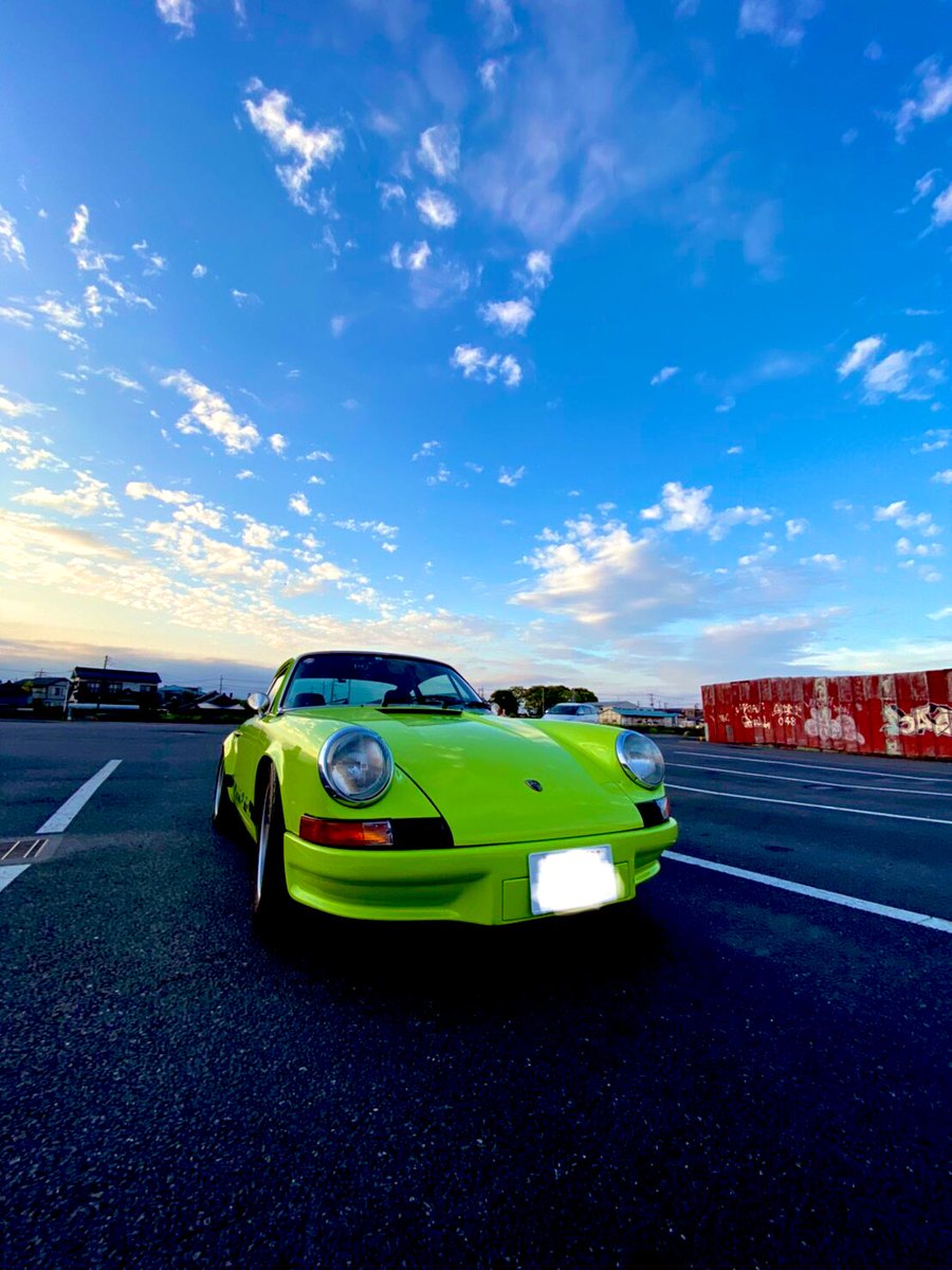 INU4YOU's tweet photo. 走って壊れて直して遊んでと言った感じでSRと911を楽しんでます
ツーリングのお誘いは適当に
フォローとリム(エキセル)もご自由に
SRやらバイク繋がり
あとはネオクラ系や旧車、空冷ポルシェあたりの繋がりが拡がってくれたらうれしーなーと https://t.co/xxCOI2obda