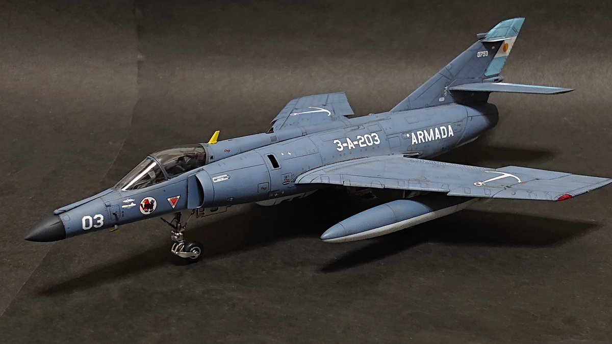 キティホーク 1/48 シュペルエタンダール(アルゼンチン海軍)完成しま