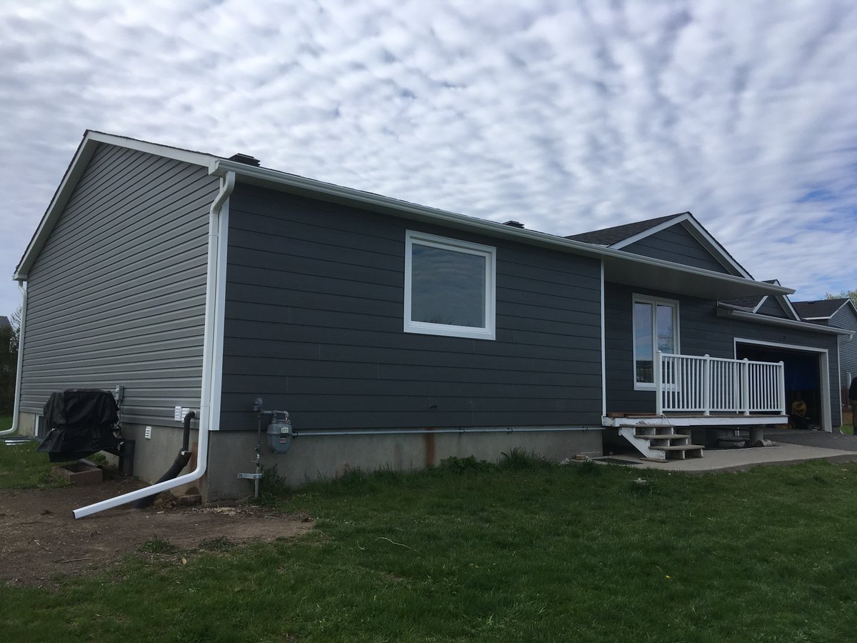 GentekCanada's tweet photo. Regardez à quel point les nouvelles couleurs de Gentek sont superbes! Assurez-vous que vos clients voient ces superbes couleurs. #gentekcanada https://t.co/s5h1HQSmPr
