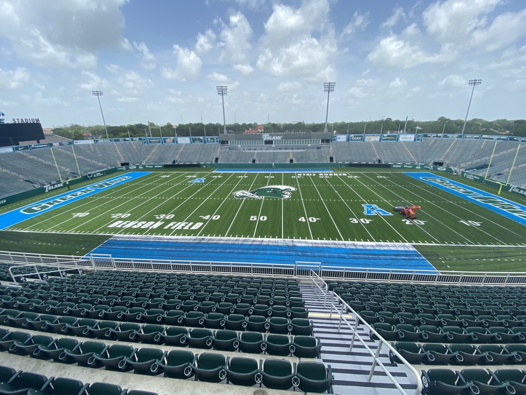 TroyDannen's tweet photo. Ready to go. Now letโs #MaskUpWave so we get to see @GreenWaveFB play on it this fall https://t.co/JDM2AXkytv