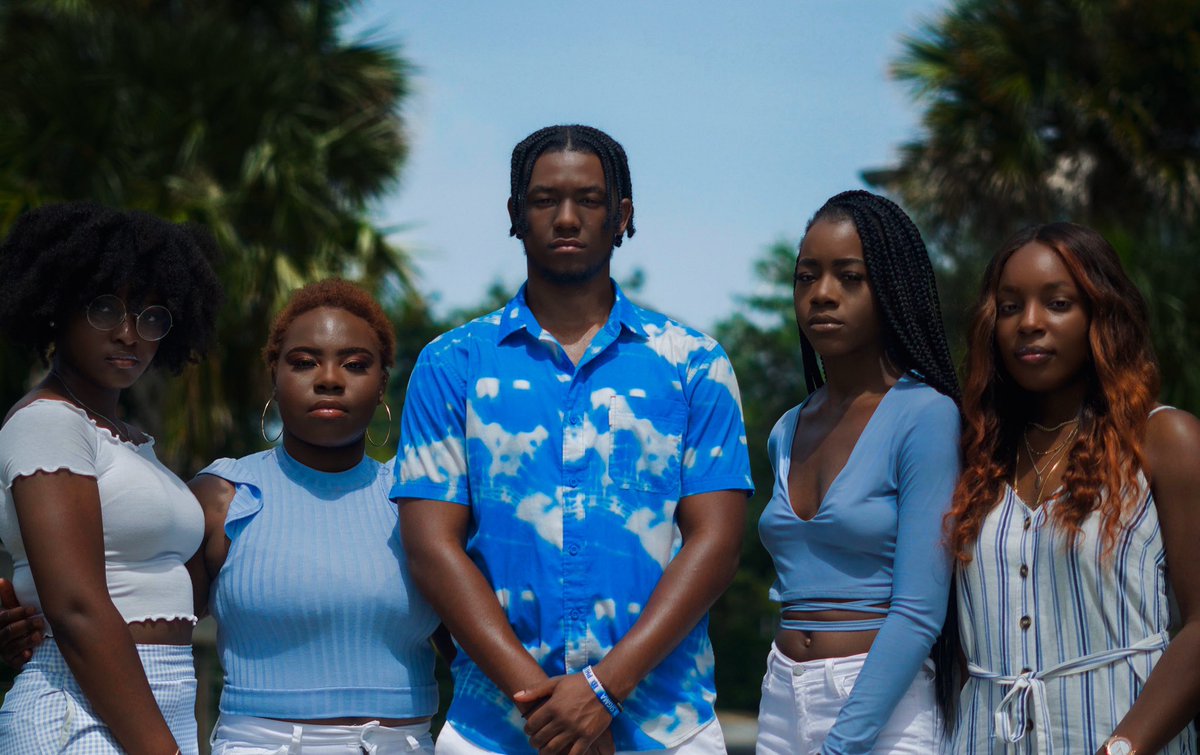 NatTextUCF's tweet photo. Greetings and humble salutations from Naturally Textured’s 2020-2021 Executive Board at The University of Central Florida 💜💙
#HeyCURLSandCOILS 🌀 https://t.co/wvxrs6JgqT