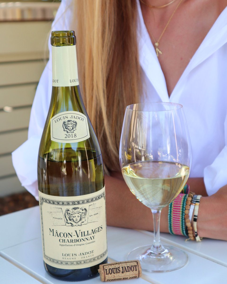 LoveJadot's tweet photo. When good cheese meets the right wine, is there anything better? 🧀🍷❤️ Come learn about pairing textures and flavors with @LoveJadot, LIVE with @JaclynMisch!

Mark your 📅 for TOMORROW, 7/9 at 5pm EST. It's all happening on IG Live → → → https://t.co/fJy4i3xpZt
#LoveJadot https://t.co/fXpjFn35Tp