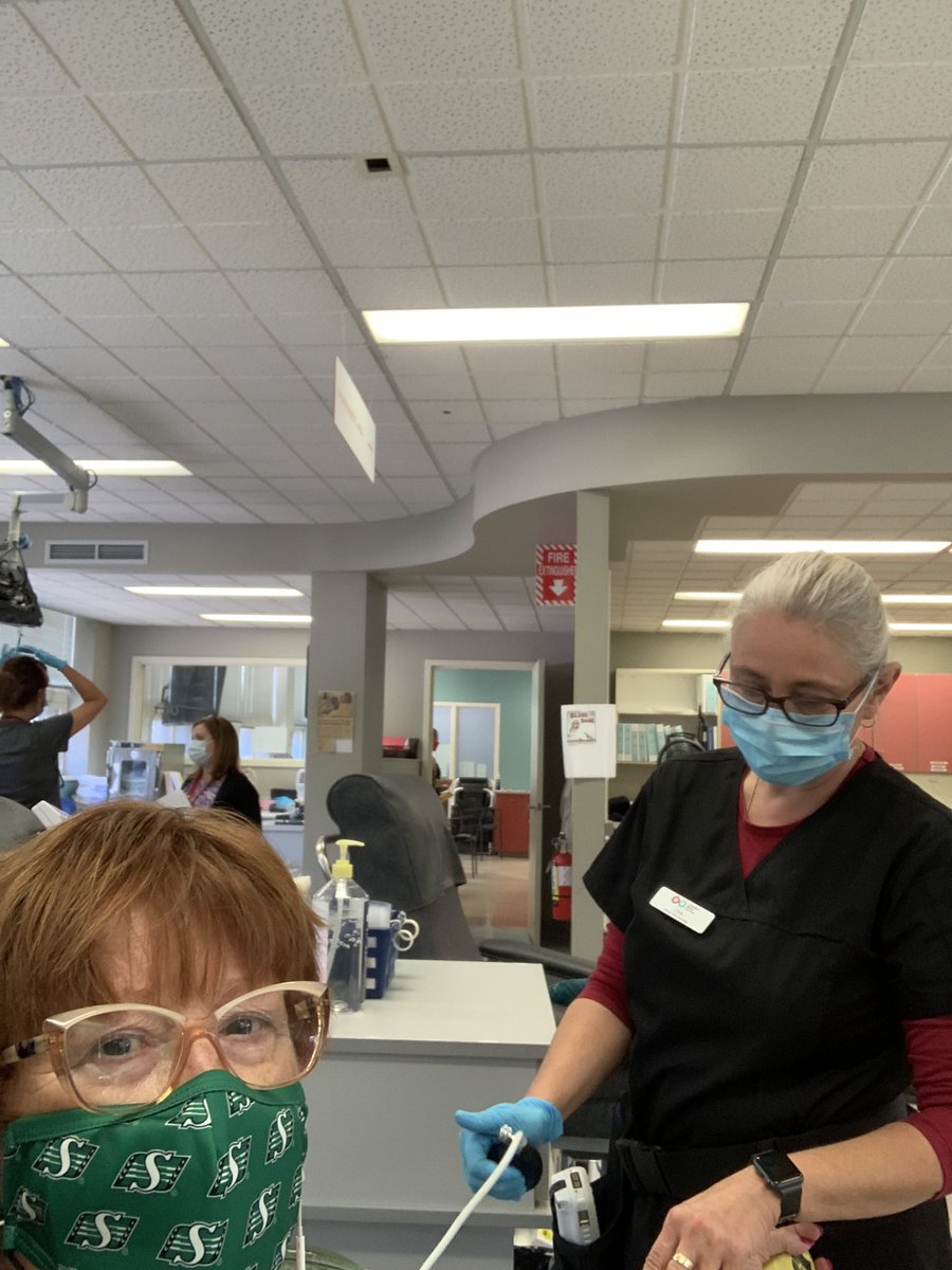 BarbByersCLC's tweet photo. Time to donate blood @LifelineRegina @CanadasLifeline #giveblood #JointheLifeline #itsinyoutogive https://t.co/6fsYoCK4rU