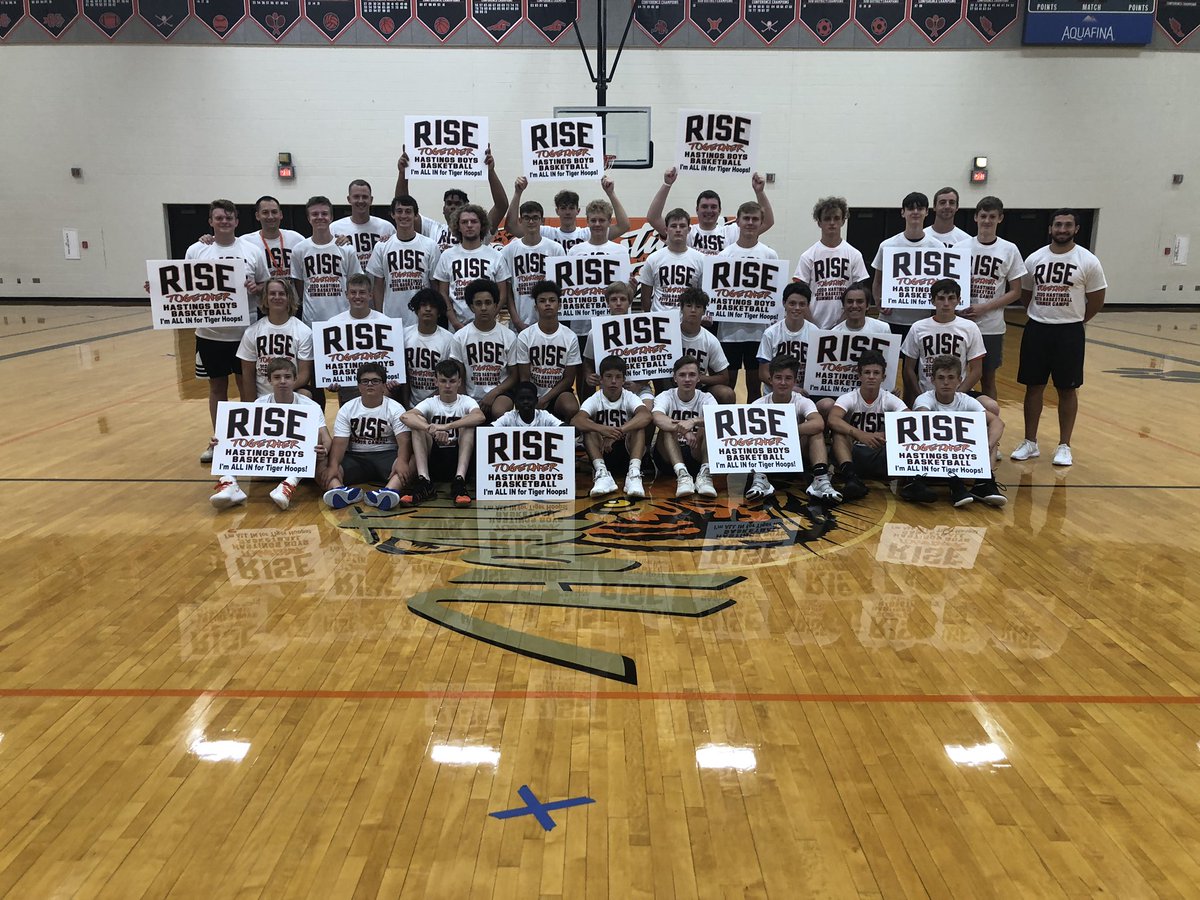 HastingsTigerBB's tweet image. Great 3 days of High School Camp at @HastingsTigers!  These kids are ALL IN for Tigers Hoops.  Excited to continue to work with these great kids and families.  Together We Will Rise!  @DoyleDillow @dylan_flinn @Chuck_Ferguson2 @WalbridgeHHS
