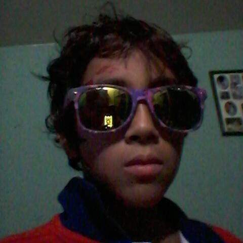 GUXXI_FLAKO's tweet photo. #FREELILE 😂 lil homie done got caught in sum bs https://t.co/SV58j0SJQn
