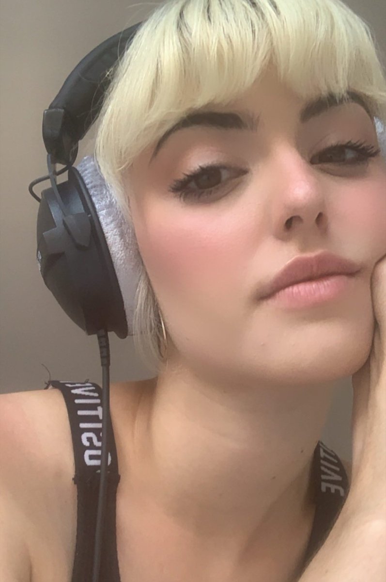 OT24h's tweet photo. ¿Es Alba Reche la persona más guapa del país?

Yo digo un rotundo SÍ
#PostOT8J https://t.co/pr4vG43btP