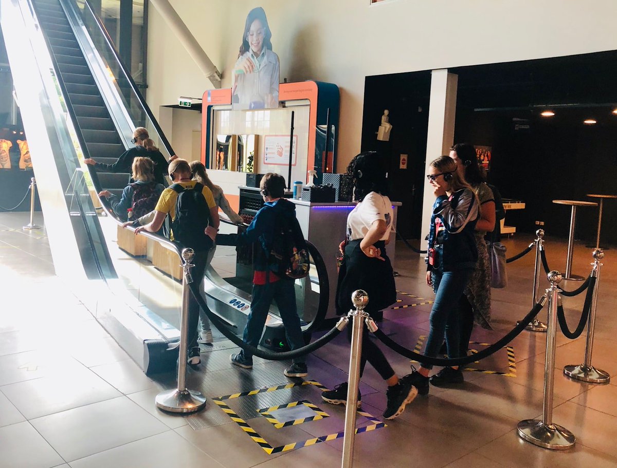 JilsterNL's tweet photo. Jilster feliciteert Ayundo met haar mooie prestatie bij de Magazine Awards!
Vandaag maken de winnaars van de Groep 8 Magazine Awards (Jilster) de ‘reis door de mens’. 🏆🥇 https://t.co/pTloT8kK95