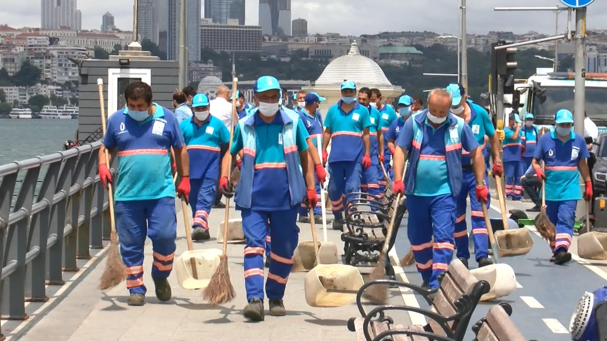 Üsküdar sahilinde çekirdek ve kabuklu yemiş yemek yasaklandı
bbc.in/31XYVQL