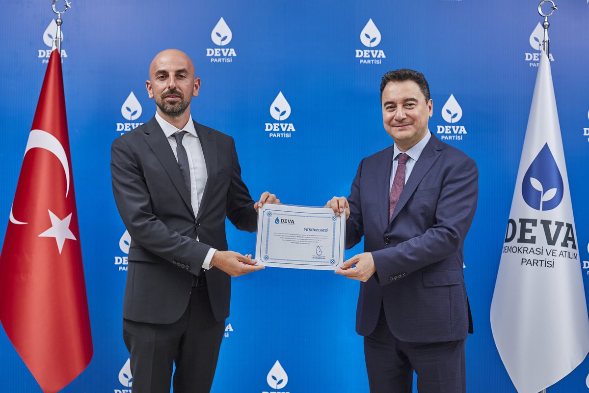 DEVA Partisi Tekirdağ Kurucu İl Başkanı Hasan Berk Çebi’yi tebrik ediyor, yeni görevinde başarılar diliyoruz. Partimiz için ve ülkemiz için hayırlı olsun.

👉 devapartisi.org/teskilat/il-ba…