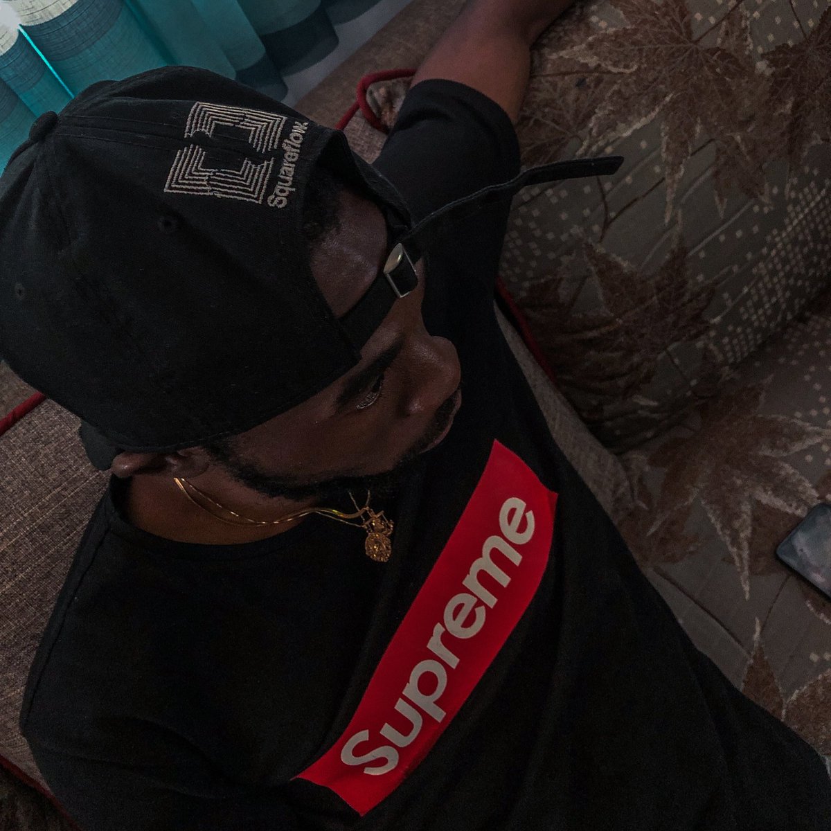 Square_Flow's tweet photo. .@MrTeddyofficiel avec sa casquette 1x2+ 🧢, Au calmozor 🤙🏾
#1x2plus #SquareFlow
https://t.co/fkSJgVFJ2y
https://t.co/WMram3Knfi
https://t.co/BNZ90gyufK https://t.co/p3SBv10ToJ
