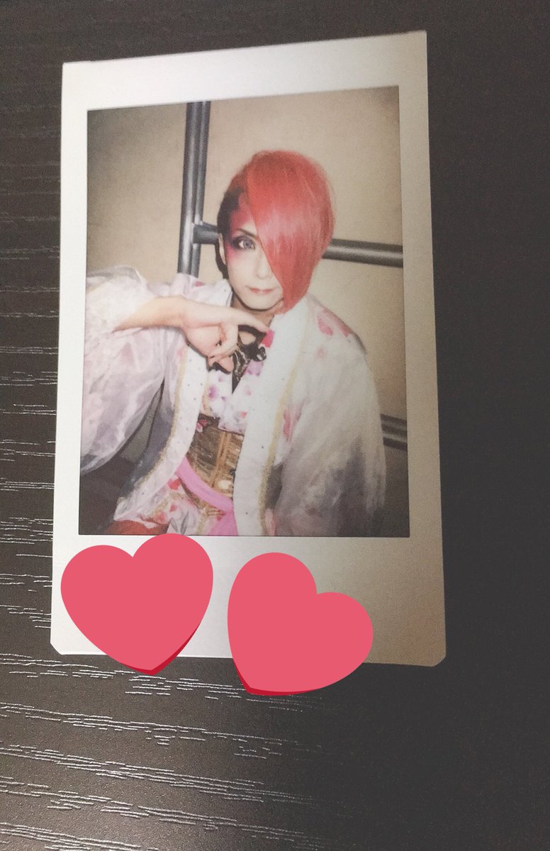 X1izl's tweet photo. 【拡散希望】
己龍 螢火之夢 生配信 チェキ
交換お願い致します。

求：黒崎眞弥 九条武政

譲：遠海准司 一色日和 

お譲りは考えておりません。
眞弥さん優先に武政さんとも交換して下さる方を探しております。
お心当たりのある方お声掛けお待ちしております。 https://t.co/NorUnThAwf
