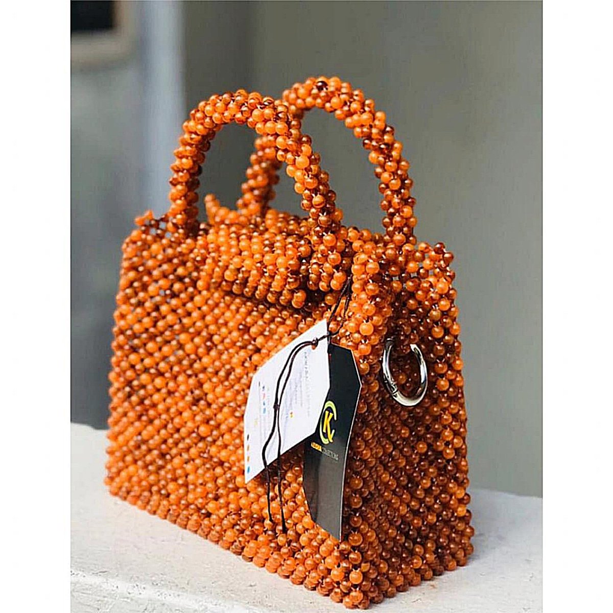 KeshaCrafts's tweet photo. Bonjour!
Je m’appelle #KEITA_AICHA, Guinéenne🇬🇳
Passionnée par le Handmade, j'ai décidé de lancer ma propre marque que j'ai appelé #KC pour #KeshaCrafts qui dérive de mon nom

#Facebook
https://t.co/LPf5HaogvN

#Instagram
https://t.co/gzwDRDV35Q

#LinkedIn
https://t.co/TZYqPlV14I https://t.co/Ny5hv4tnN0