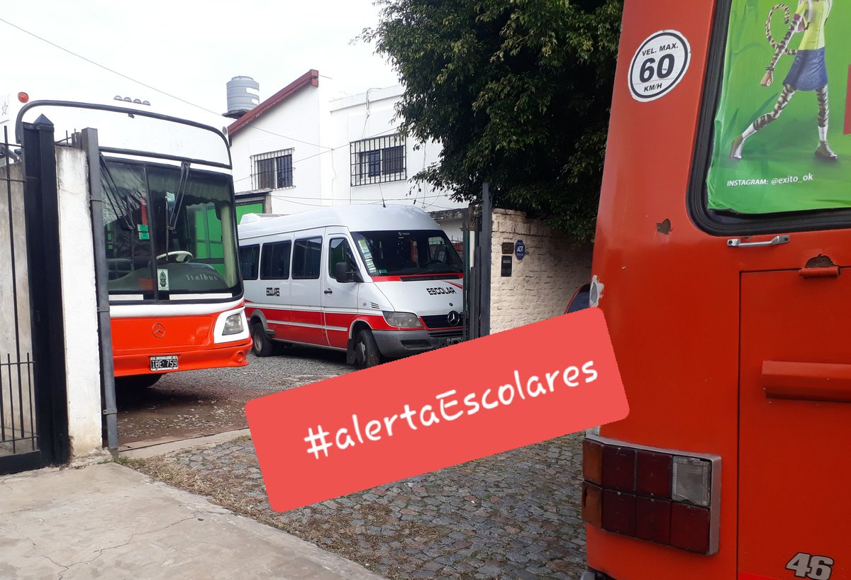 nahuelitobus's tweet photo. Nos estamos undiendo, todos los Escolares, nuestras familias a la deriva, no se olviden de la ayuda que nos prometieron, gracias!! #AlertaEscolares @alferdez @Kicillofok @mariomeoni @LicDanielArroyo @andreottijuan @AliAparicioOK @pviloutaoficial @JonatanViale @todonoticias https://t.co/BZDeSi0UzC