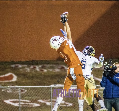 Coach_Pickett4's tweet photo. Happy birthday to my guy, my former WR and one of the best to do it at the position at Lanier HS @Cole02Thornton Love you big dawg! Enjoy your day and do big things at Fordham. Know I always got your back! 💙 https://t.co/2i9vcpVYQl