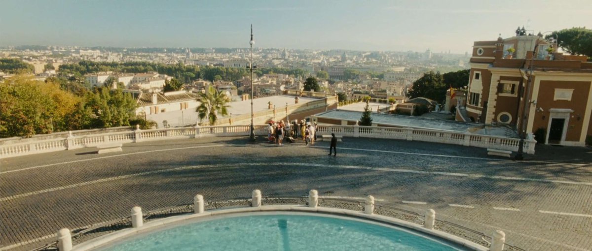LostInFilm's tweet photo. 'La Grande Bellezza' (2013, Paolo Sorrentino). Cinematography: Luca Bigazzi. https://t.co/1oJk4DKRIV