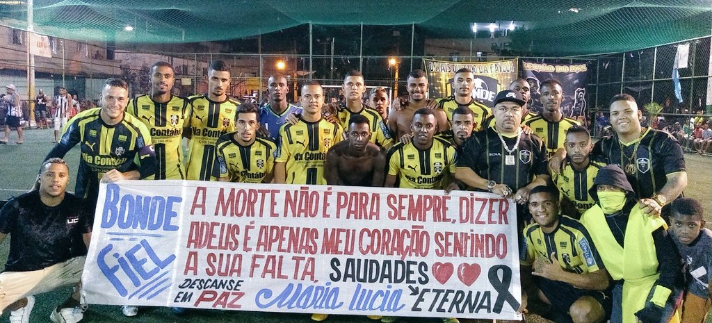 BondeFielCdd's tweet photo. PARABÉNS BONDE FIEL, PELOS SEUS 19 ANOS DE HISTÓRIA, LUTAS E GLÓRIAS.
          🖤 💛 ⚽🙏🏼 🏆 🥇 🎉 🎊 #OMAISQUERIDODAFAVELA #TIMEDAMASSA #NINGUÉMEFORTESOZINHO #AUNIÃOFAZAFORÇA #ESTAREMOSJUNTOSSEMPRE https://t.co/wsAzHKxO0A