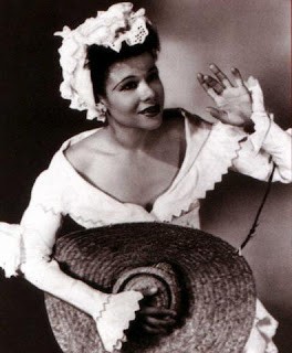cumbedance's tweet photo. In 1950, Katherine Dunham was refused at high end Hotel Esplanada due to race. Dunham widely publicized the incident and in response to the uproar, the Alfonso Arinos law was passed making racial discrimination in public places a felony in Brazil. What a #WorldClassWoman! #BLM https://t.co/htEIr2GSeN