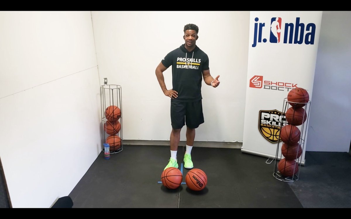 ProSkillsBball's tweet photo. Keep the ball on a string π§Ά in todayβs featured #PSB+ workout! Check out this 20-Minute 2-Ball Dribbling exercise now! #PSBplus πβ‘οΈ https://t.co/f9eEVzi8FQ
πβ‘οΈ: https://t.co/mlDYcBoANE https://t.co/Yi5OPMGPUH