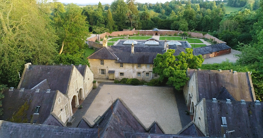 Longing for a much needed #Staycation?

Our charming cottages at Elmhay Park offer the perfect place for an excursion…

Head to the link below to book your stay.

elmhaypark.co.uk/thevillage

#Frome #Somerset #Love #Staycation #Holiday #UKHoliday