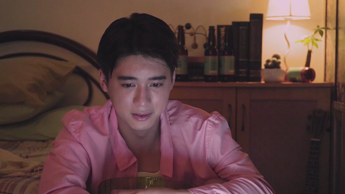 Black_SheepPH's tweet image. how to look this good while crying? drop the skincare routine pls. @imJCAlcantara #HelloStrangerEP3