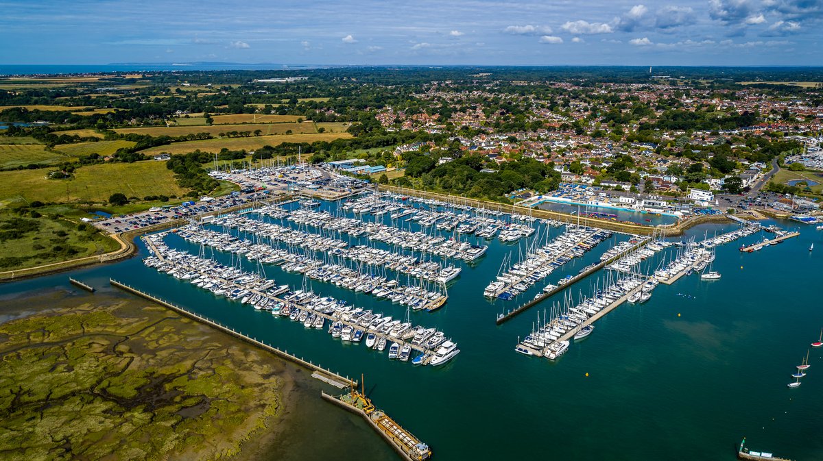 Lymington Yacht Haven tweet media