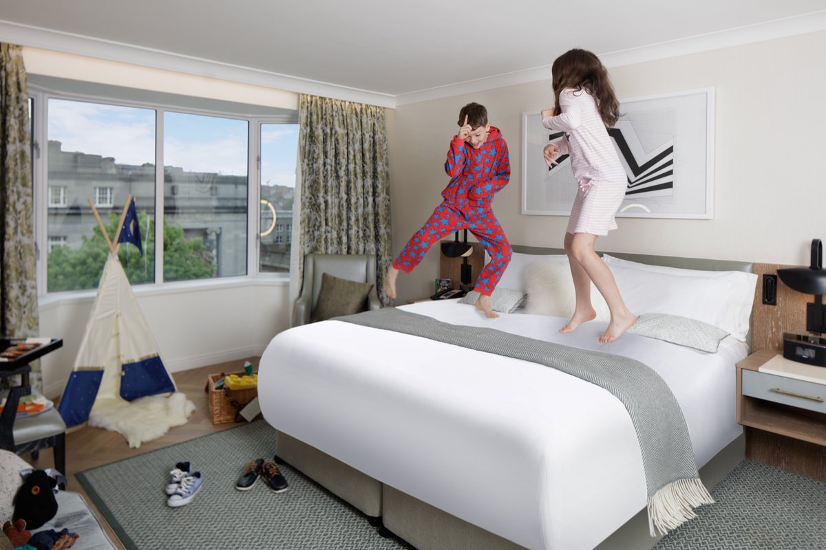 Dream Away at Conrad Dublin 💫 Explore the city with friends and family and enjoy a Dream Away experience 💫 #luxury #dreamaway #discoverireland
