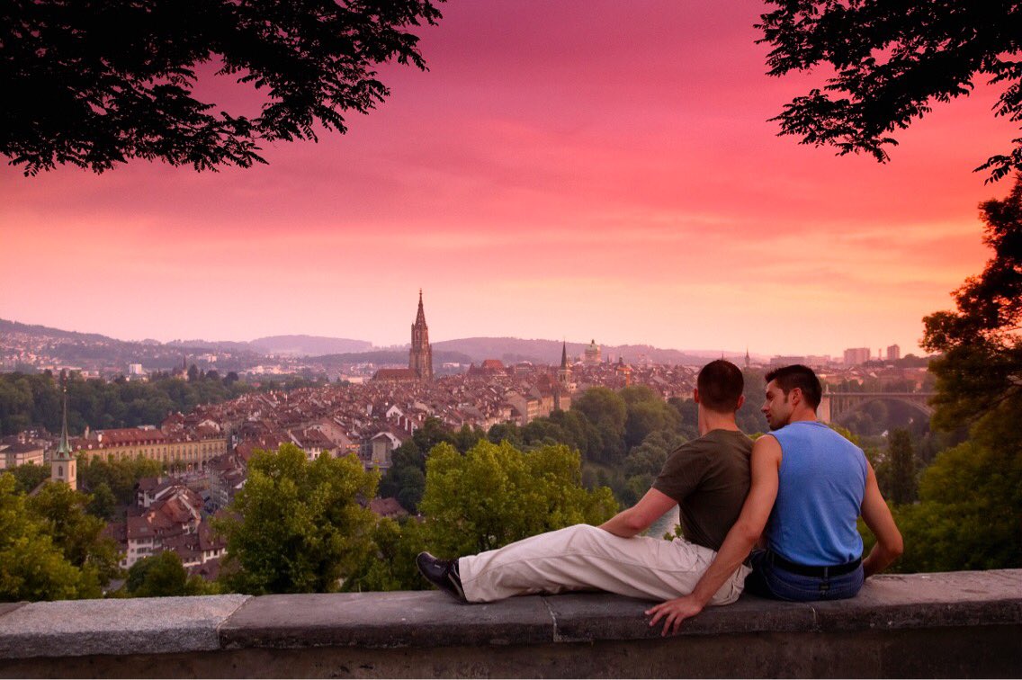 CalumMacKenzie0's tweet image. Das PR-Bild von @bernwelcome zu den Eurogames sieht aus wie das letzte Mogwai-Album