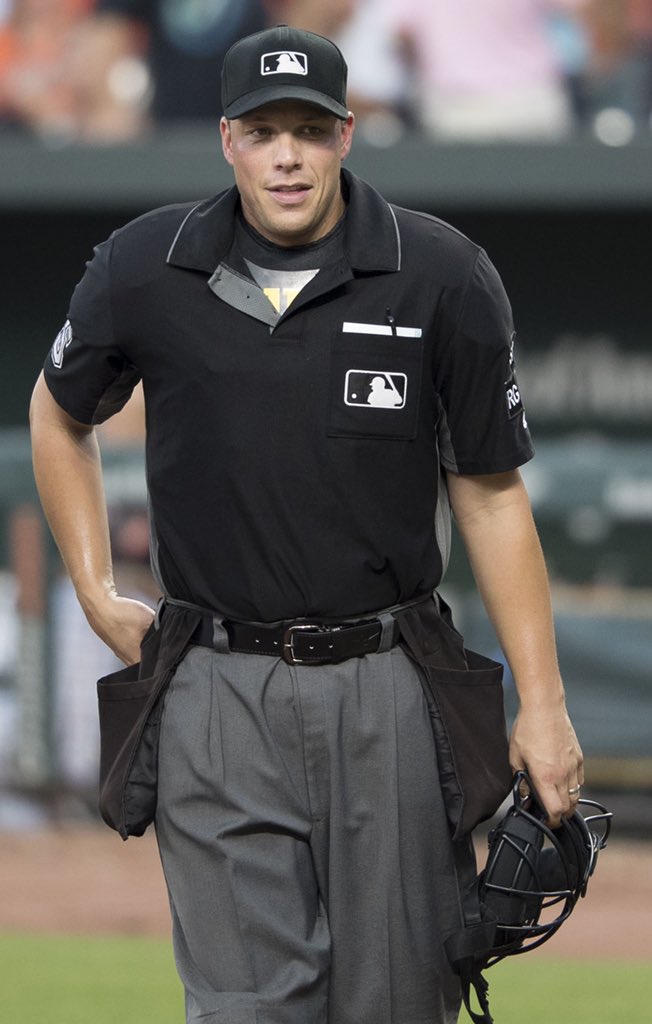 BetterWithAgeS1's tweet photo. DOUBLE HEADER Wednesday with two fantastic shows! We talk to Canada’s only MLB Umpire Stu Scheurwater and we talk about how NOT to get scammed with RPS Sergeant Darren Finkeldey. Enjoy! https://t.co/W33sTvS3zD @cdngtm #mlbump #rps #scams #donotgetscammed https://t.co/K9KzhdiPMp