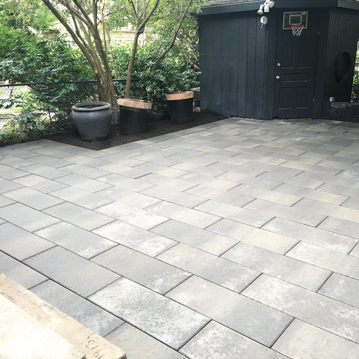 MrInterlock's tweet photo. We had blast using @Permacon Cassara Slabs for a simple and modern back patio in downtown Toronto.  Call/DM for a free estimate! https://t.co/k7uq5HJwDb