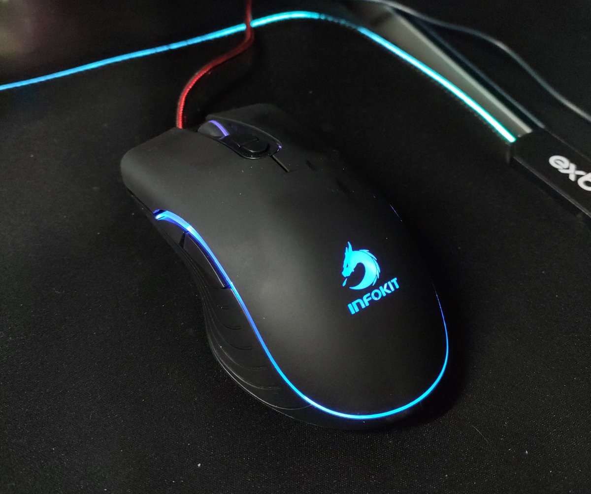 Marcos33032011's tweet photo. Valeu a pena gasta um pouco mais com um mouse de qualidade ✌️ 6400dpi fazem muita diferença 😱
#mousegamer #infokit #qualidade https://t.co/YRwXaJGqN3