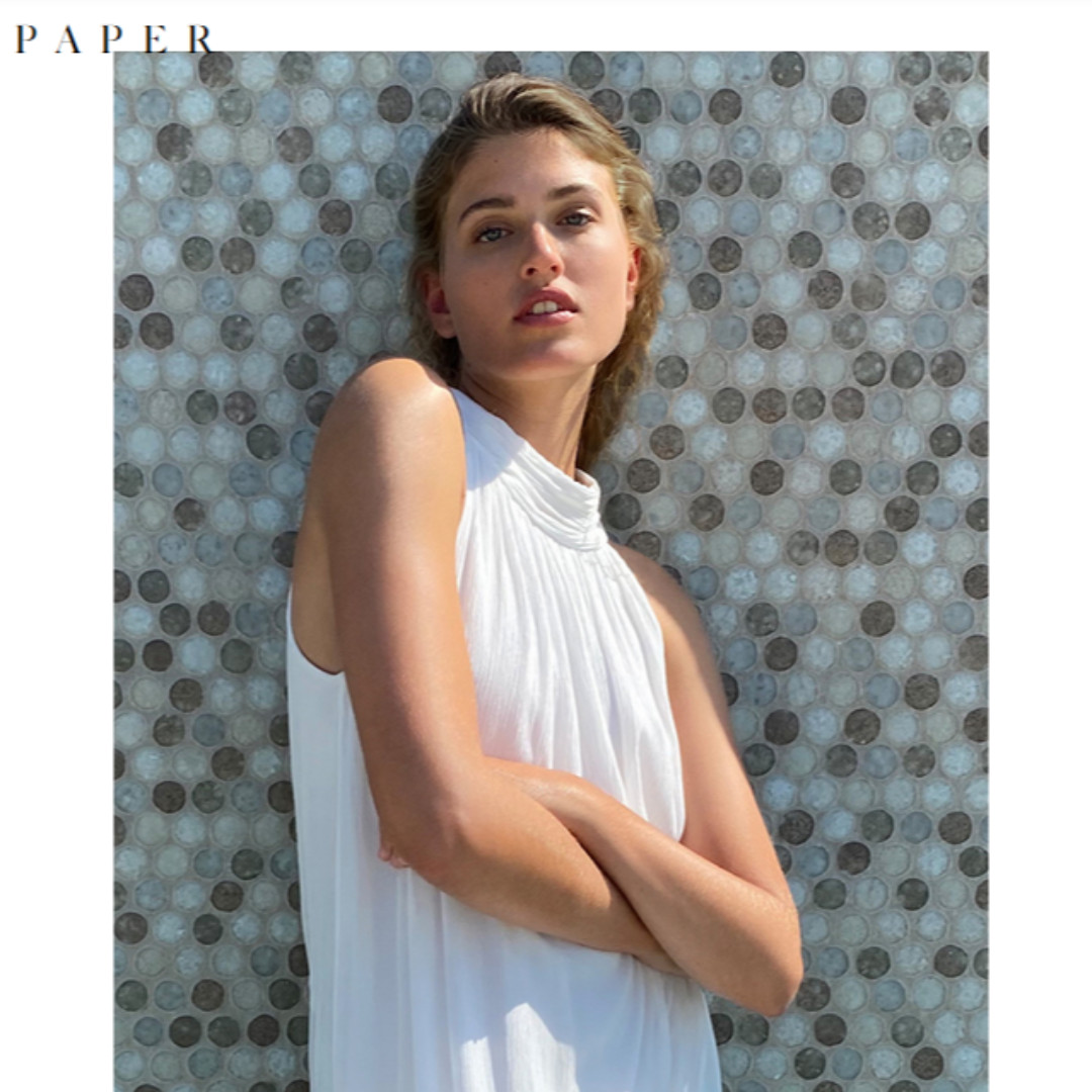 This stunning tile wall, featured in Paper by Massimo Dutti, was completed by SWD Registered Chrisie Dahl-Blanco and her husband, Enrique Blanco.  social.massimodutti.com/paper/en/talks…