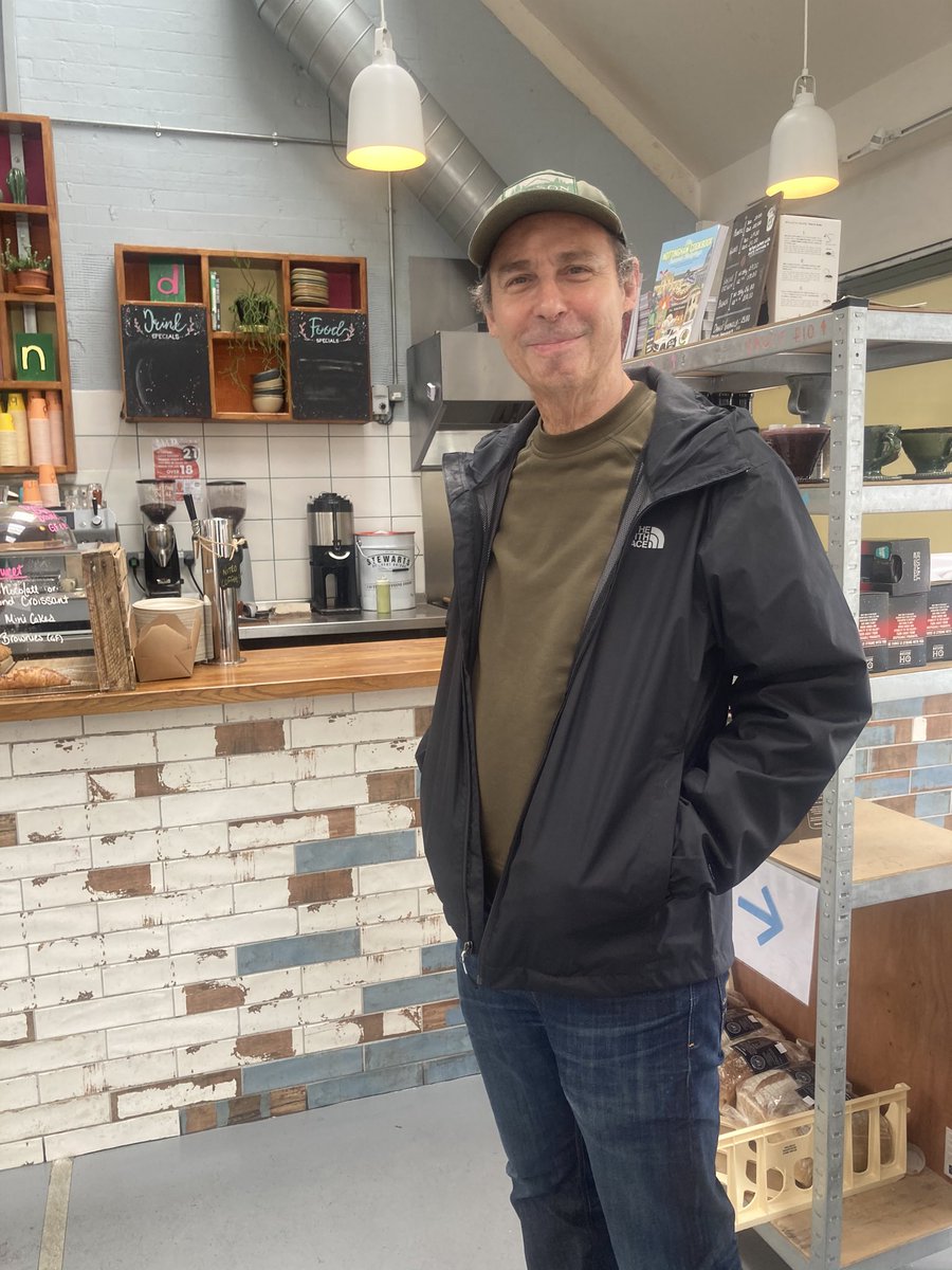 stephenbarker's tweet photo. Today at #SneintonMarket I was delighted to see Gary of @StudioRenton and to get coffee from @Blendnottingham with Mark from @Gigantic and to talk to them both about the benefits to businesses and the local economy of being safely #BackInNotts #WelcomeBackNottingham https://t.co/1O60vjXU1M