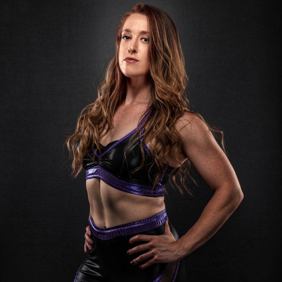 DasWonderGecko's tweet photo. #WomanCrushWednesday  Became a  fan of from Her appearances on aew Dark  wcw this week goes to Hopefully will get to meet her one day : ]  @KiLynnKing  #QueenofCrazy #KiLynnKing  #DuchessofDement #PW20WomensChampion #AEWDark https://t.co/v1Y4a9RATk
