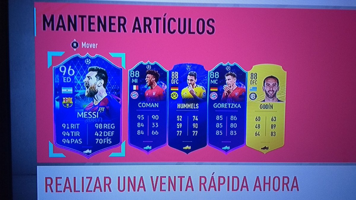 sebas02__'s tweet photo. Abro el sobre de 5 +88 y sale este señor. Encima no me entra en el equipo a mi, @creeloyasisera en el tuyo entra? https://t.co/SspASUT4hS