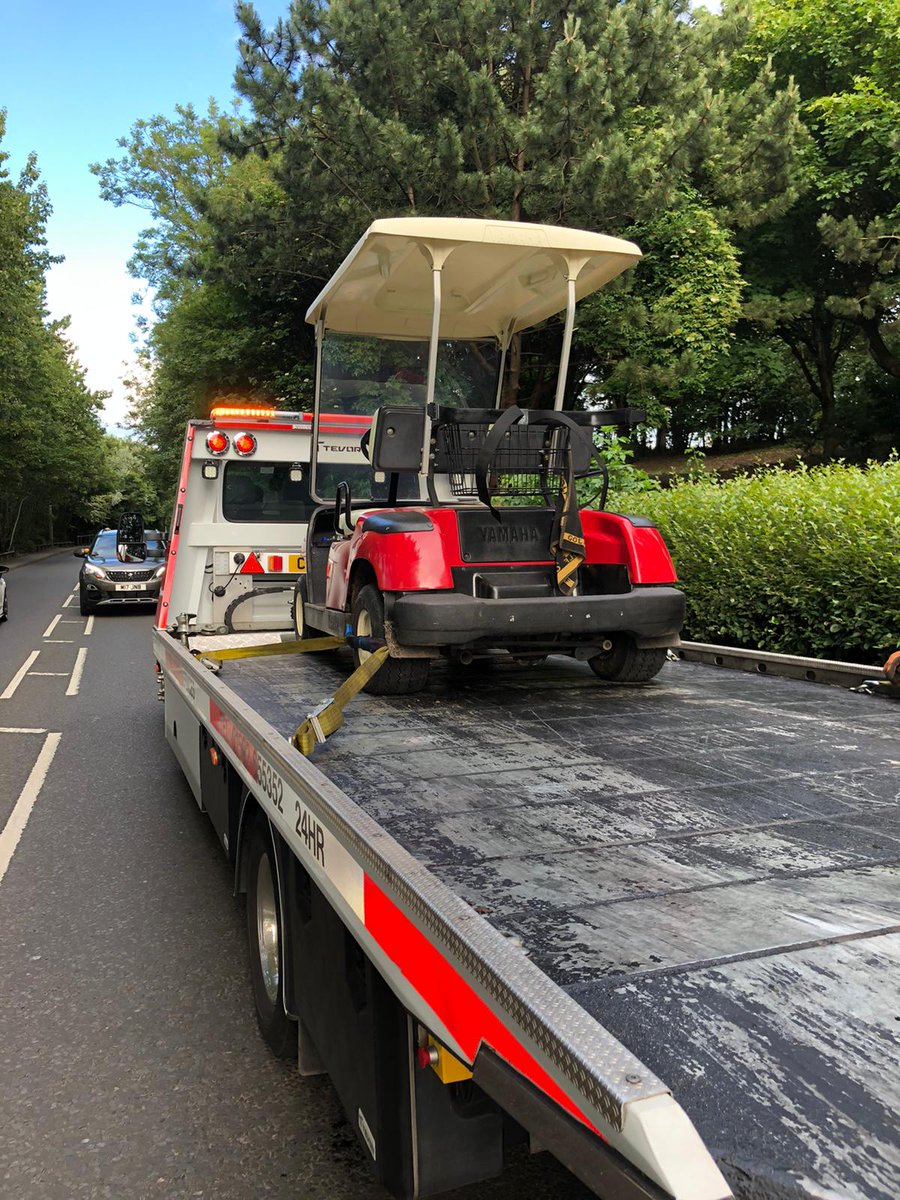 PSOSLevenmouth's tweet photo. Loddy huckled for driving with nay insurance in Leven... gowf buggy siezed 🙈
#DoubleBogey
#UnhappyGilmore
#ThreeAffTheTea
#OutOfBounce
#YoureNoOnMarioKertPal
#AwDinnae
#ImprovingLevenmouthTogether
#OpParamount https://t.co/CvmKOzxvk8