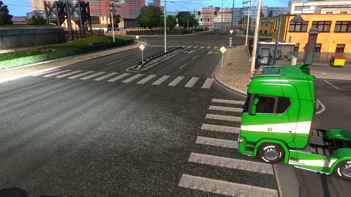 mcsoconvoy's tweet image. News - "A Macmillan Cancer Support Convoy Truck seen in several cities"