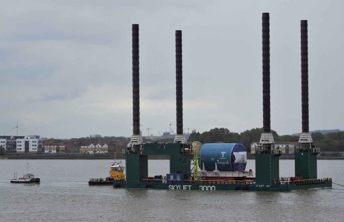 #dlr_blog tweet media