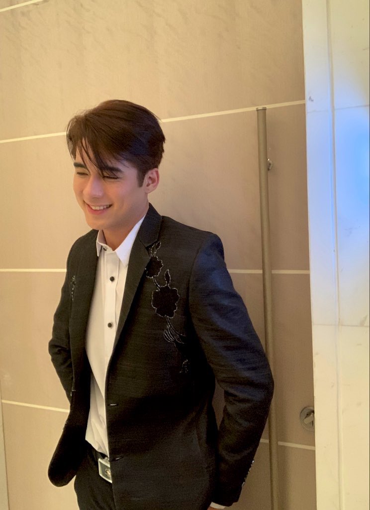 imJCAlcantara's tweet image. Marry me? #HelloStrangerEP3