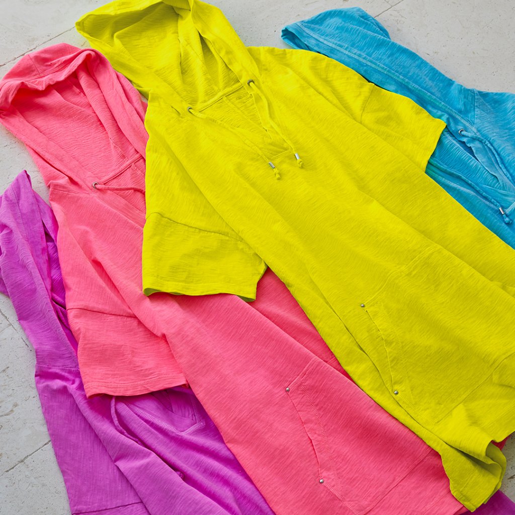 So new. So YOU. Check out our newest activewear pieces for running errands or running around the neighborhood!
Shop: spr.ly/6014Gurtm