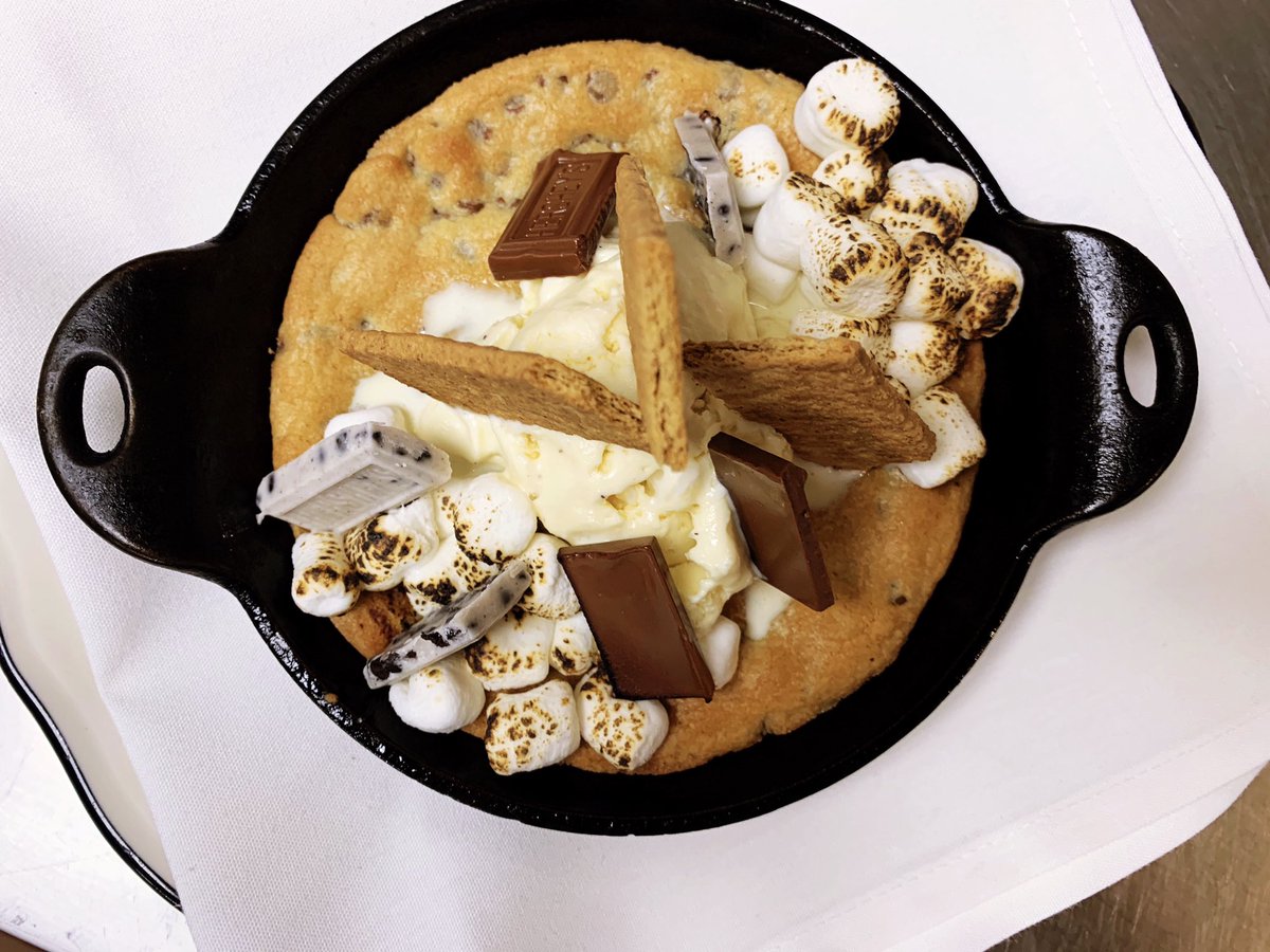 the_claw_bar's tweet photo. The latest addition to our dessert menu, the S’mores Skillet Cookie! https://t.co/gIbmdxy1yv