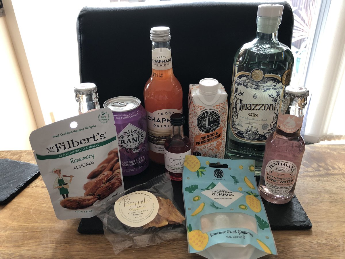 Fezza75's tweet photo. When your @craftginclub box arrives in time for breakfast on a ‘work from home’ day ⏰🍸or💻🤔 #decisionstobemade https://t.co/NkIfK8b4qQ