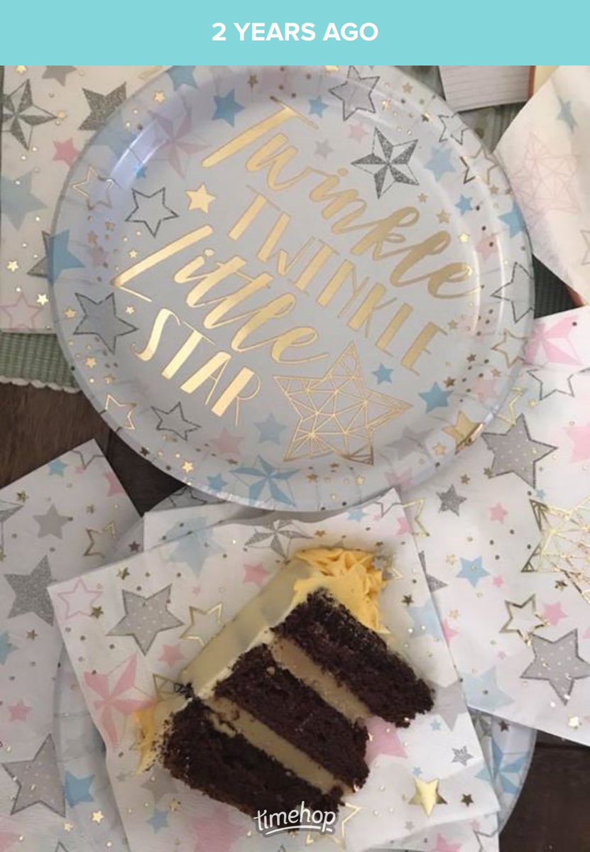 Throwback 2 years ago to my bestie Tor’s baby shower where I made her a chocolate &amp; caramel cake and vanilla biscuit favours.