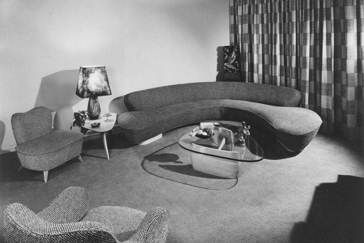 lauramstein's tweet photo. Vladimir Kagan was a master at balancing engineering and aesthetics and has been an inspiration for a furniture collection I will be launching. He created pieces that followed his values without compromising the idea that form should always follow function. 
#laurasteininteriors https://t.co/yjmp39osOu