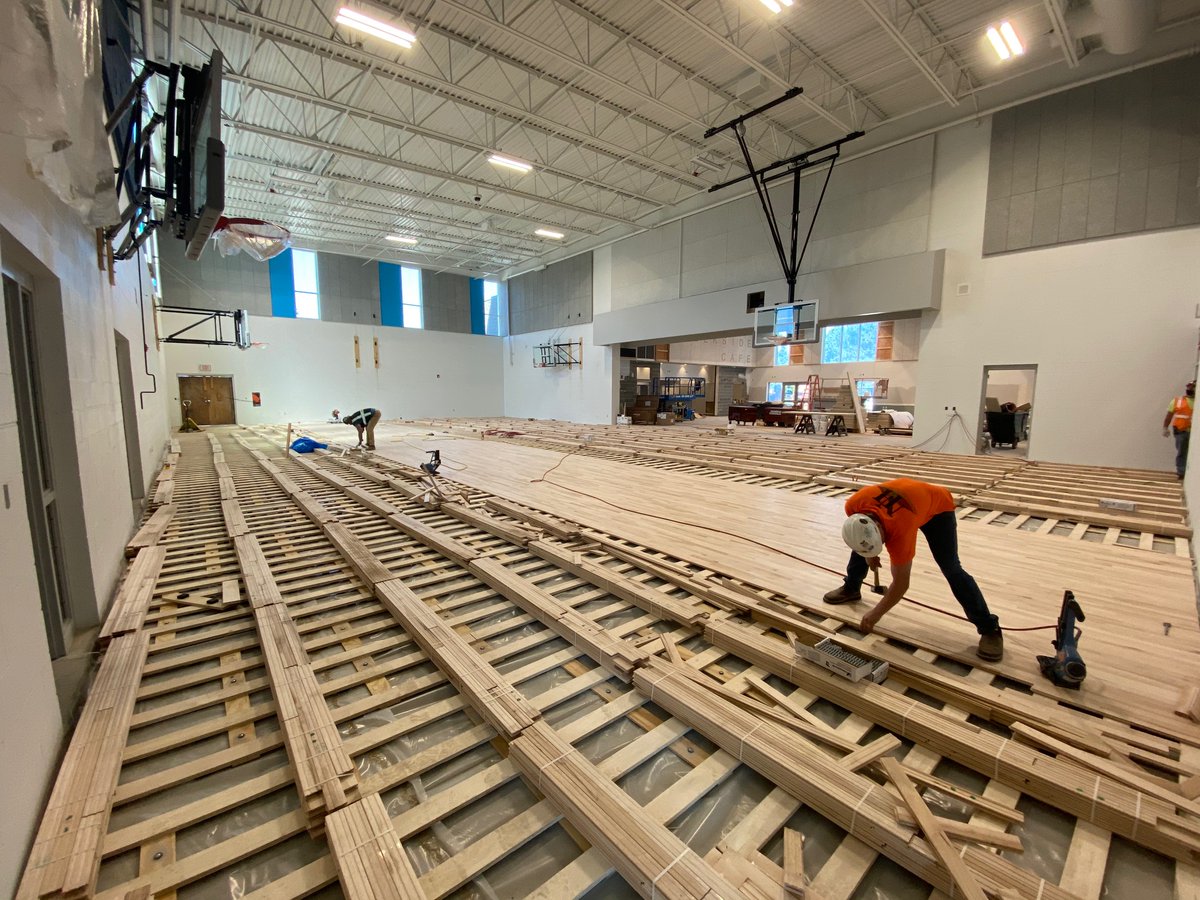 meadschools's tweet photo. CREEKSIDE PHOTOS . . . Check out these photos of the Creekside Elementary gym floor installation, multi-purpose room and upper hallway. Creekside, located at 3525 E. Hastings Rd. in the town of Mead, will open in the fall.#LearnLeadMead https://t.co/vCzelhyVP0