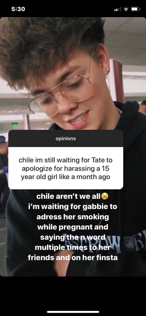 this post from her finsta got leaked where you can see she's smoking. it was around the time she was pregnant with lav. she also apparently said the n word multiple times on her finsta.