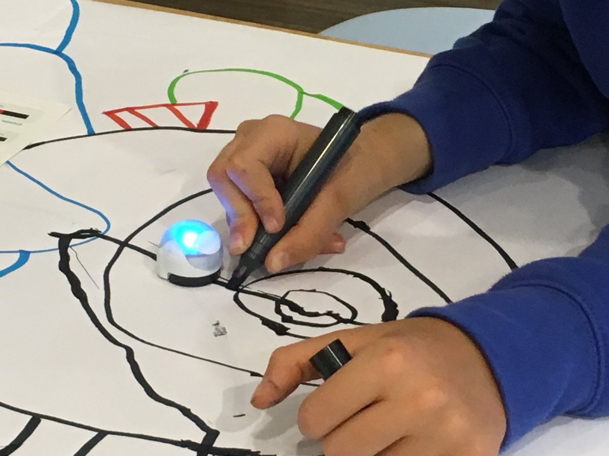 TechinLearning's tweet image. Tek-Workshops for kids! tekmania.ch #tekmania #tek4kids