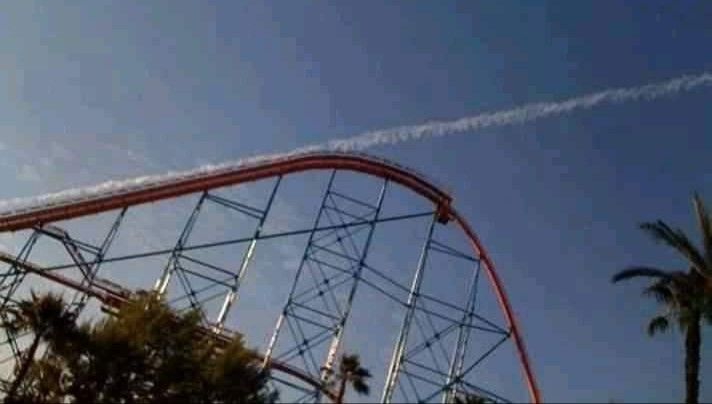 Staff have complained of the lack of mass transit to Darkwater Syndicate HQ. Management are investigating alternatives. Pictured: company-funded high-speed, rail-to-space transit for the most vocal of our (complaining) employees. All trips are one-way.
#InsideDarkwaterSyndicate