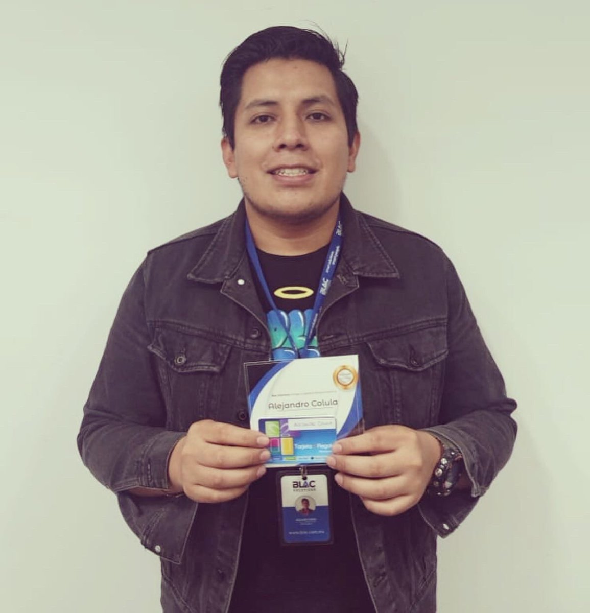 BlacConnect's tweet photo. Felicidades para los siguientes colaboradores, que en los meses de abril, mayo, junio y algunos de Julio están celebrando su aniversario en BLAC 😎 Son parte fundamental del equipo, que continúen más años con nosotros 🥳🥳 👏🏻 https://t.co/Yo0ECSUvjz