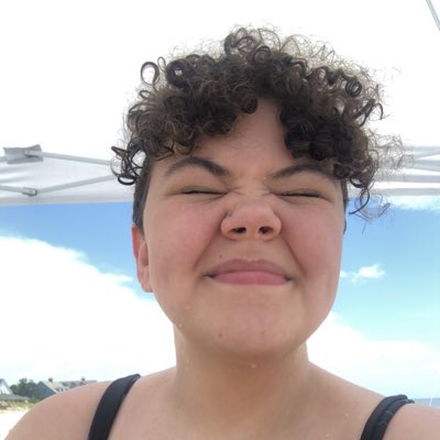 ayeaspen's tweet photo. #NewProfilePic literally haven’t changed it since freshman year lol https://t.co/NVRHVQNR3Y